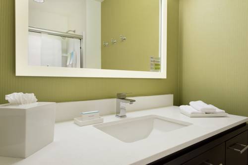 Imagen de la habitación del Hotel Home2 Suites By Hilton Cleveland Independence. Foto 6