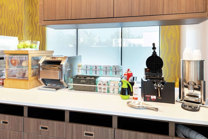 Imagen del bar/restaurante del Hotel Home2 Suites By Hilton Columbia Downtown. Foto 2