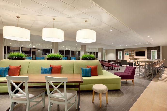 Imagen de los interiores del Hotel Home2 Suites By Hilton Destin. Foto 20