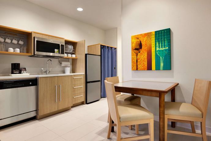 Imagen de la habitación del Hotel Home2 Suites By Hilton Destin. Foto 14