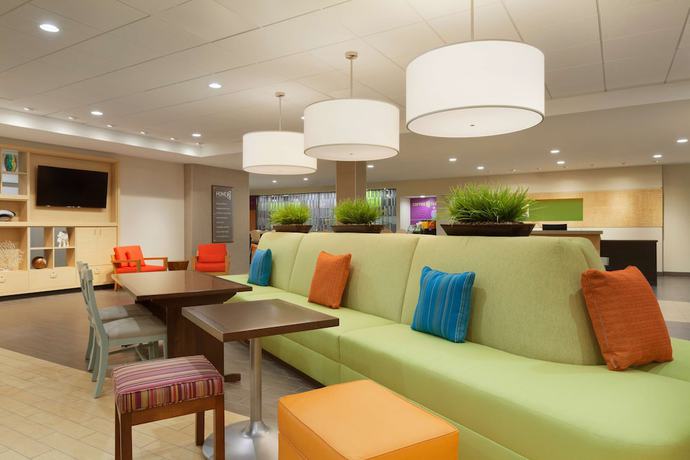 Imagen de los interiores del Hotel Home2 Suites By Hilton El Paso Airport, Tx. Foto 18