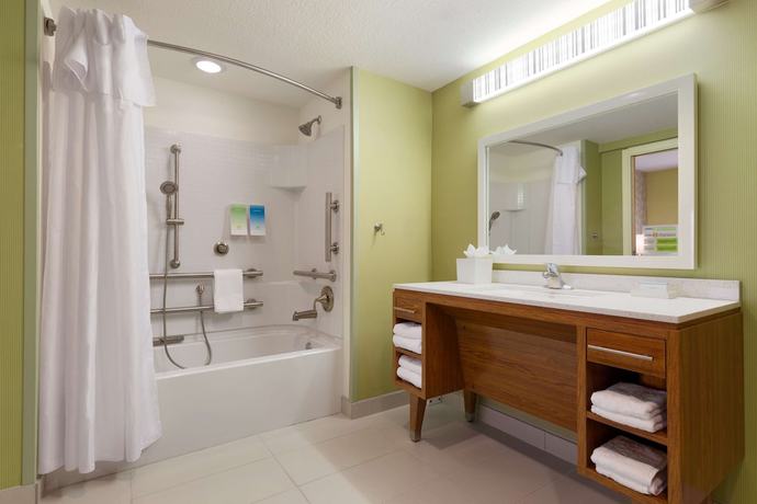 Imagen de la habitación del Hotel Home2 Suites By Hilton Gainesville Medical Center. Foto 13