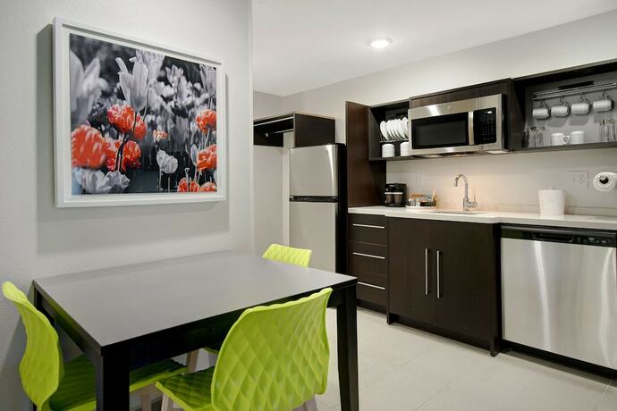 Imagen de la habitación del Hotel Home2 Suites By Hilton Grand Rapids Airport. Foto 13