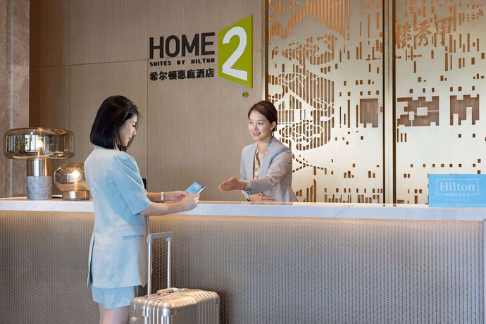 Imagen de los interiores del Hotel Home2 Suites By Hilton Guiyang Airport. Foto 13