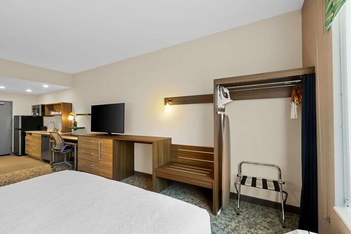 Imagen general del Hotel Home2 Suites By Hilton Hendersonville. Foto 2