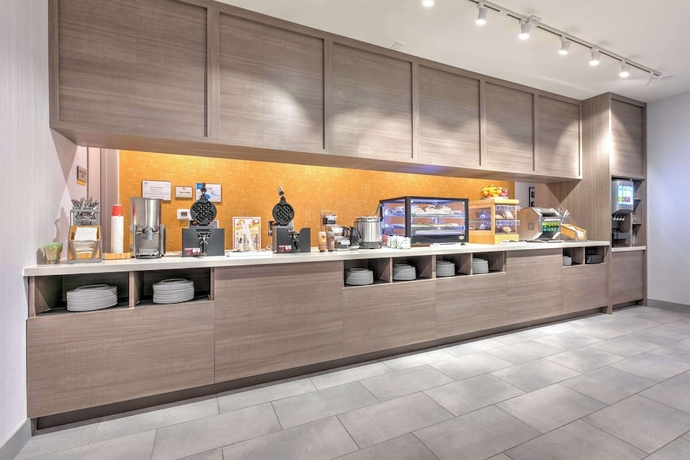 Imagen del bar/restaurante del Hotel Home2 Suites By Hilton Huntsville, Tx. Foto 2