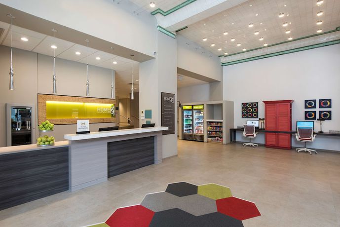 Imagen de los interiores del Hotel Home2 Suites By Hilton Indianapolis Downtown. Foto 15