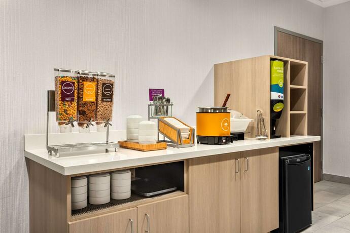 Imagen general del Hotel Home2 Suites By Hilton Indianapolis North At Intech Park. Foto 2