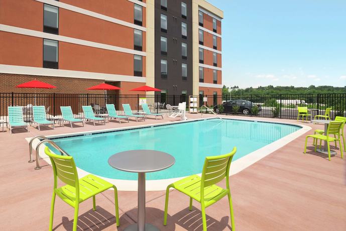 Imagen de la piscina del Hotel Home2 Suites By Hilton Knoxville West. Foto 20