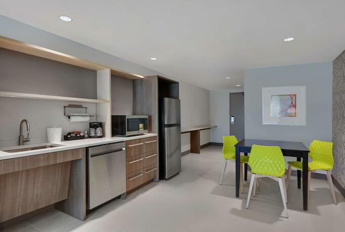 Imagen general del Hotel Home2 Suites By Hilton Largo, Fl. Foto 2