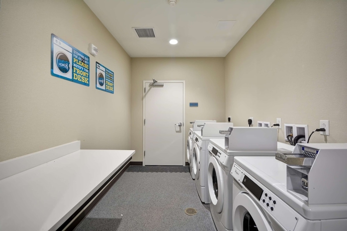 Imagen de los interiores del Hotel Home2 Suites By Hilton Maumee Toledo. Foto 18