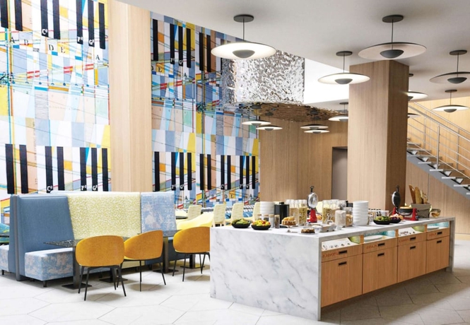 Imagen del bar/restaurante del Hotel Home2 Suites By Hilton New York Times Square. Foto 3
