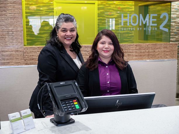 Imagen de los interiores del Hotel Home2 Suites By Hilton Oklahoma City Nw Expressway. Foto 19