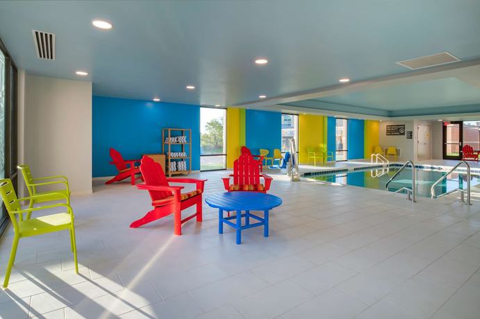 Imagen de la piscina del Hotel Home2 Suites By Hilton Omaha I-80 At 72nd Street, Ne. Foto 20