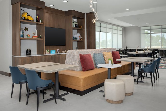 Imagen de los interiores del Hotel Home2 Suites By Hilton Orlando Southeast Nona. Foto 17