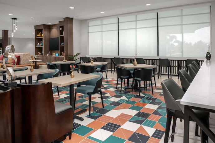 Imagen de los interiores del Hotel Home2 Suites By Hilton Orlando Southeast Nona. Foto 19