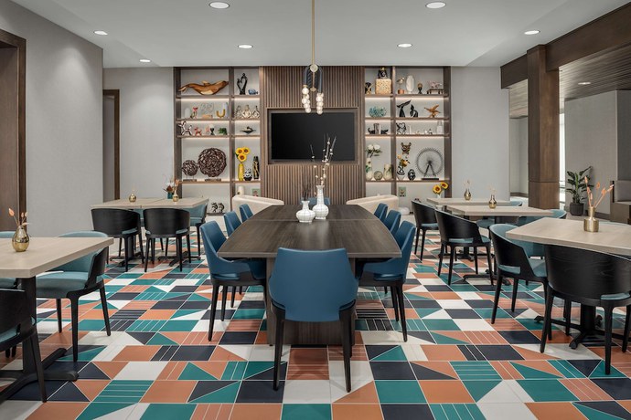 Imagen de los interiores del Hotel Home2 Suites By Hilton Orlando Southeast Nona. Foto 20