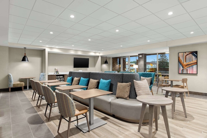 Imagen de los interiores del Hotel Home2 Suites By Hilton Owatonna. Foto 17