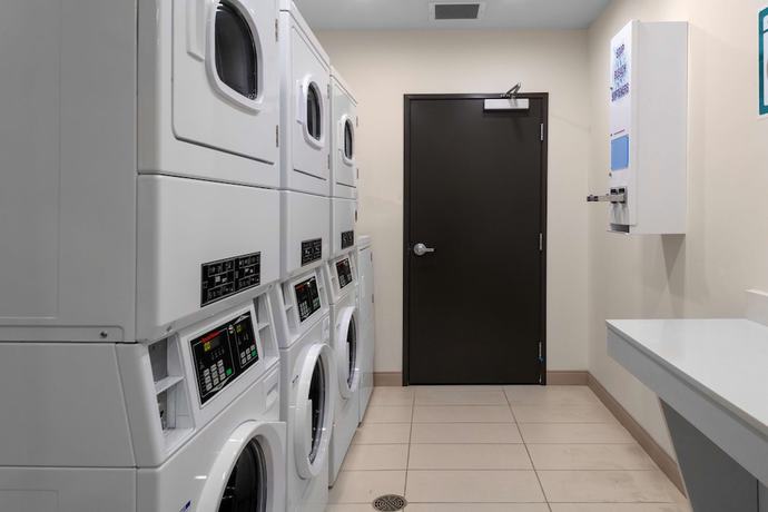 Imagen de los interiores del Hotel Home2 Suites By Hilton Page Lake Powell. Foto 14