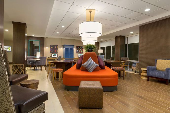 Imagen de los interiores del Hotel Home2 Suites By Hilton Phoenix Chandler. Foto 17