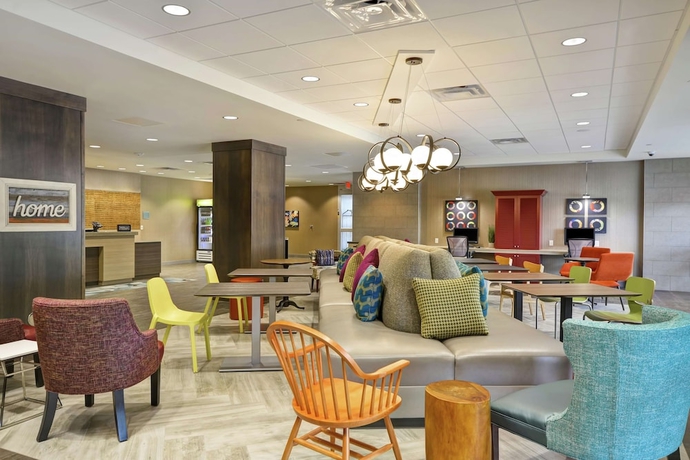 Imagen de los interiores del Hotel Home2 Suites By Hilton Plymouth, Mn. Foto 19