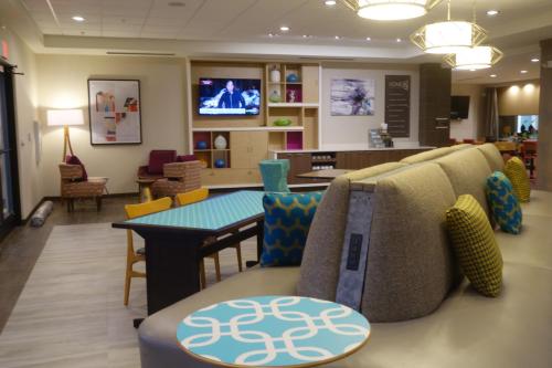 Imagen de la habitación del Hotel Home2 Suites By Hilton Raleigh Durham Airport Rtp. Foto 8