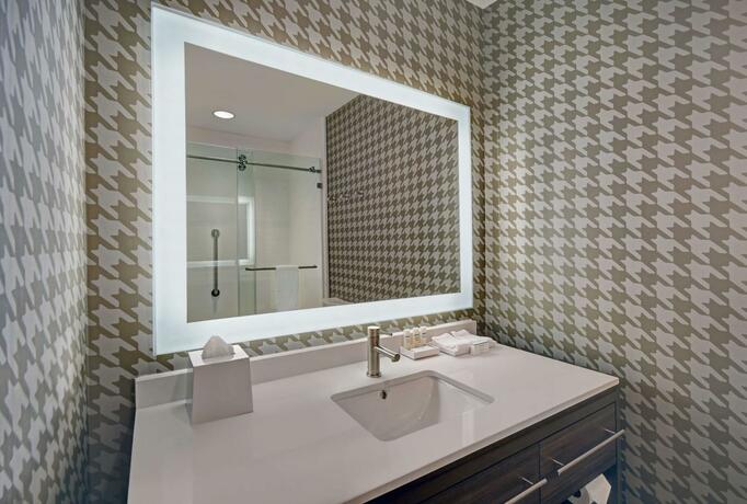 Imagen de la habitación del Hotel Home2 Suites By Hilton Raleigh North I-540. Foto 28