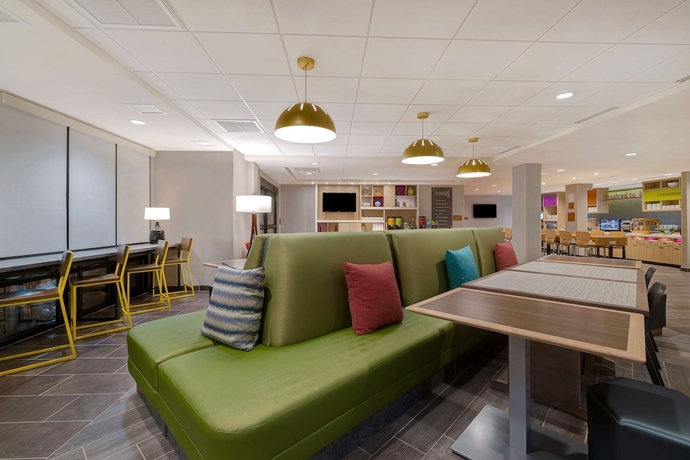 Imagen de los interiores del Hotel Home2 Suites By Hilton Redding. Foto 16