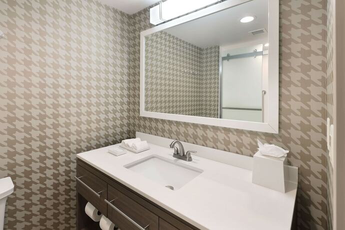 Imagen de la habitación del Hotel Home2 Suites By Hilton Richmond Short Pump. Foto 17