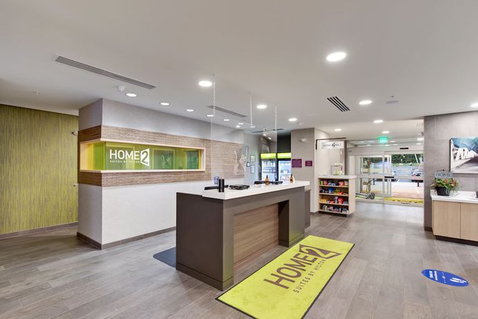 Imagen de los interiores del Hotel Home2 Suites By Hilton Roswell, Ga. Foto 19