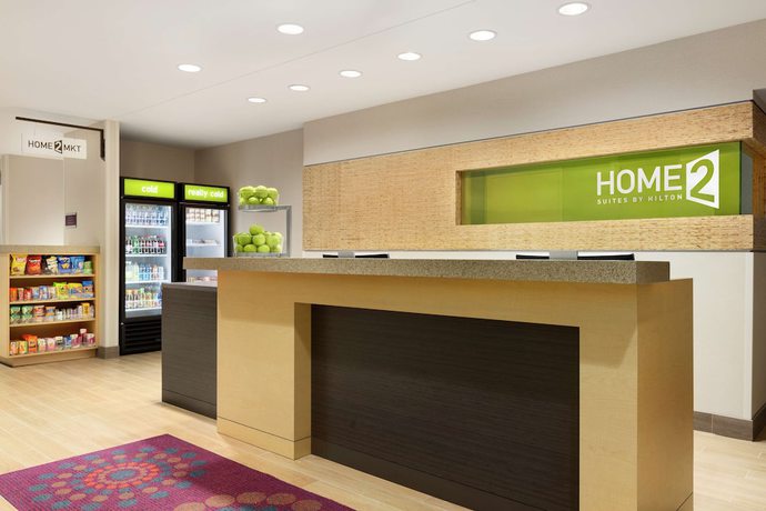 Imagen de los interiores del Hotel Home2 Suites By Hilton Saratoga/malta. Foto 16