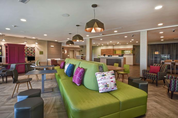 Imagen de los interiores del Hotel Home2 Suites By Hilton Terre Haute. Foto 17