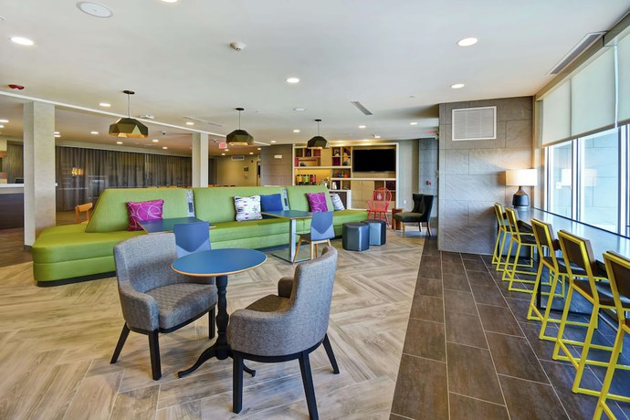 Imagen de los interiores del Hotel Home2 Suites By Hilton Terre Haute. Foto 20
