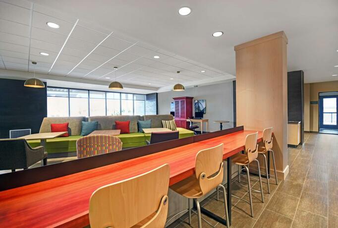 Imagen general del Hotel Home2 Suites By Hilton Utica, Ny. Foto 27