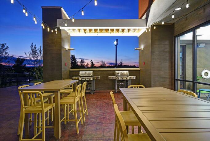 Imagen general del Hotel Home2 Suites By Hilton Utica, Ny. Foto 29