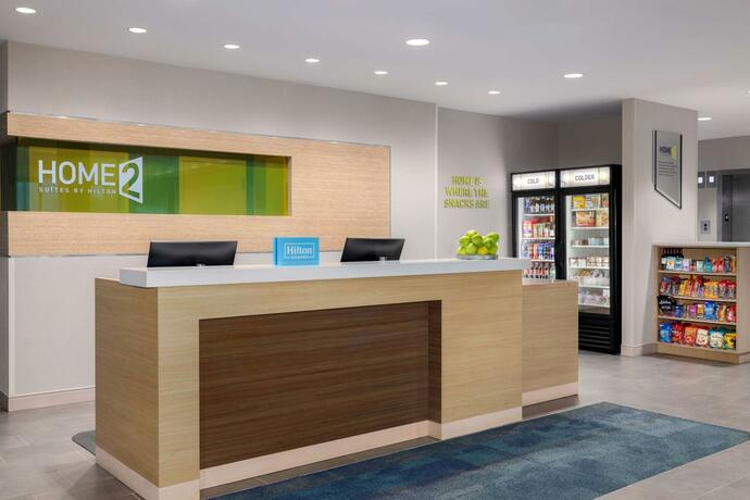 Imagen de los interiores del Hotel Home2 Suites By Hilton Virginia Beach Princess Anne. Foto 32