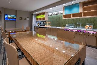 Imagen del bar/restaurante del Hotel Home2 Suites By Hilton Wayne, NJ. Foto 14