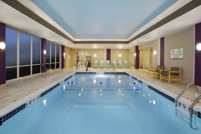 Imagen de la piscina del Hotel Home2 Suites By Hilton West Bloomfield Detroit. Foto 20