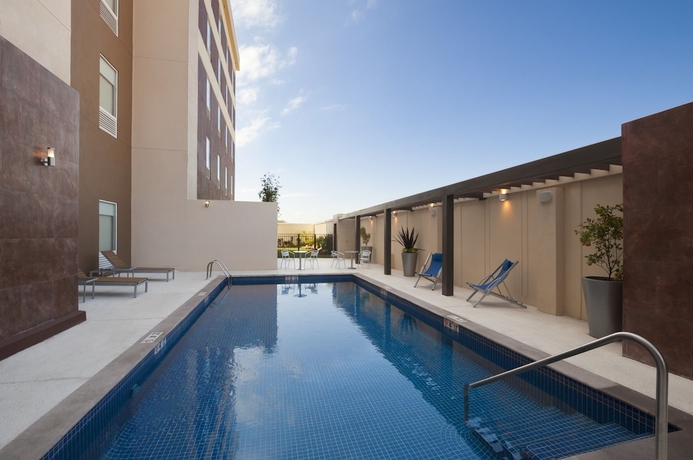 Imagen de la piscina del Hotel Home2 Suites By Hilton Winter Garden, Winter Garden . Foto 18