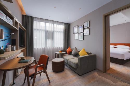 Imagen de la habitación del Hotel Home2 Suites By Hilton Wuhan Hankou Railway Station. Foto 12