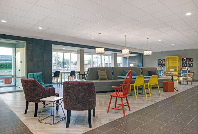 Imagen de los interiores del Hotel Home2 Suites By Hilton Yuma Pivot Point. Foto 19