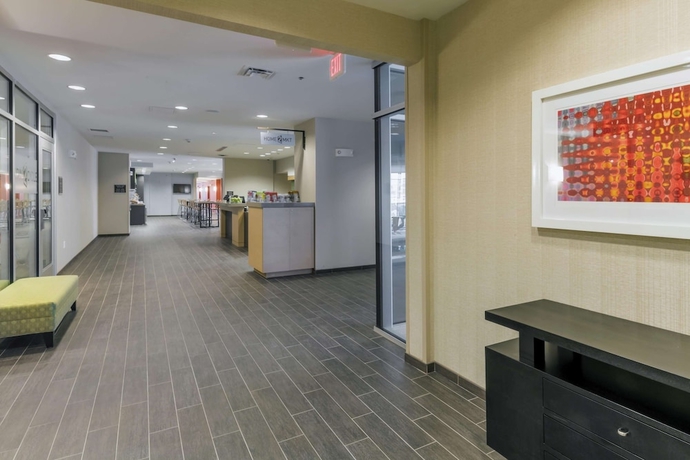 Imagen de los interiores del Hotel Home2 Suites Kansas City Downtown. Foto 14