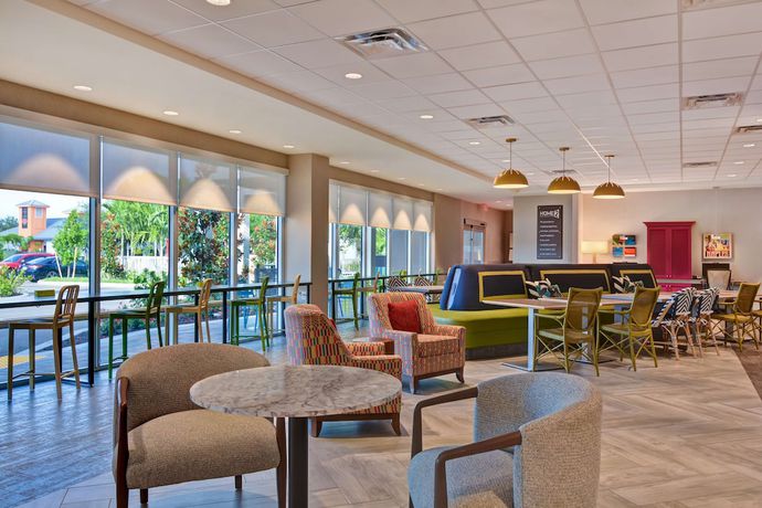 Imagen de los interiores del Hotel Home2 Suites Naples I-75 Pine Ridge Road, Fl. Foto 20