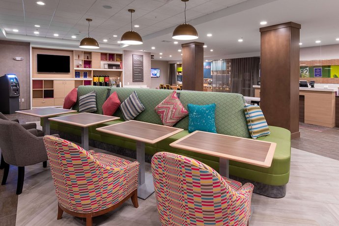 Imagen de los interiores del Hotel Home2 Suites Raynham/Taunton, MA. Foto 10