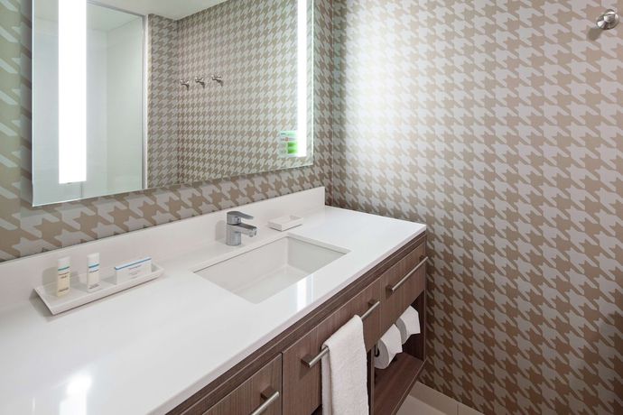 Imagen de la habitación del Hotel Home2 Suites by Hilton Alameda Oakland Airport. Foto 5