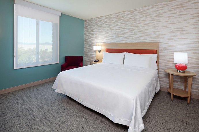 Imagen de la habitación del Hotel Home2 Suites by Hilton Alameda Oakland Airport. Foto 9