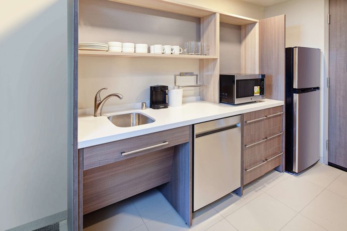 Imagen de la habitación del Hotel Home2 Suites by Hilton Alameda Oakland Airport. Foto 14