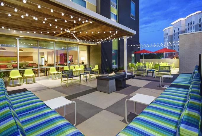 Imagen de los interiores del Hotel Home2 Suites by Hilton Atlanta Airport North. Foto 6