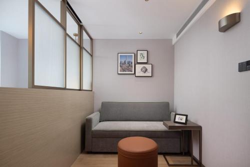Imagen de la habitación del Hotel Home2 Suites by Hilton Beijing West Station. Foto 14