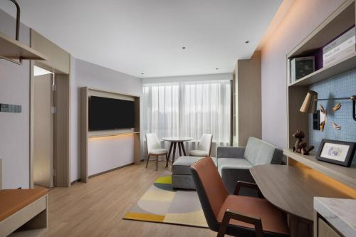 Imagen de la habitación del Hotel Home2 Suites by Hilton Beijing West Station. Foto 19